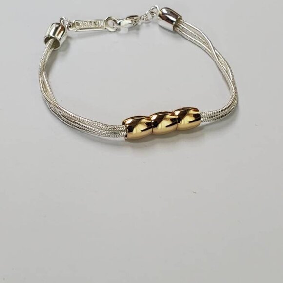 Napier Signed Vintage 3 Strand Silver tone and Gold tone Bead Bracelet - Picture 8 of 9
